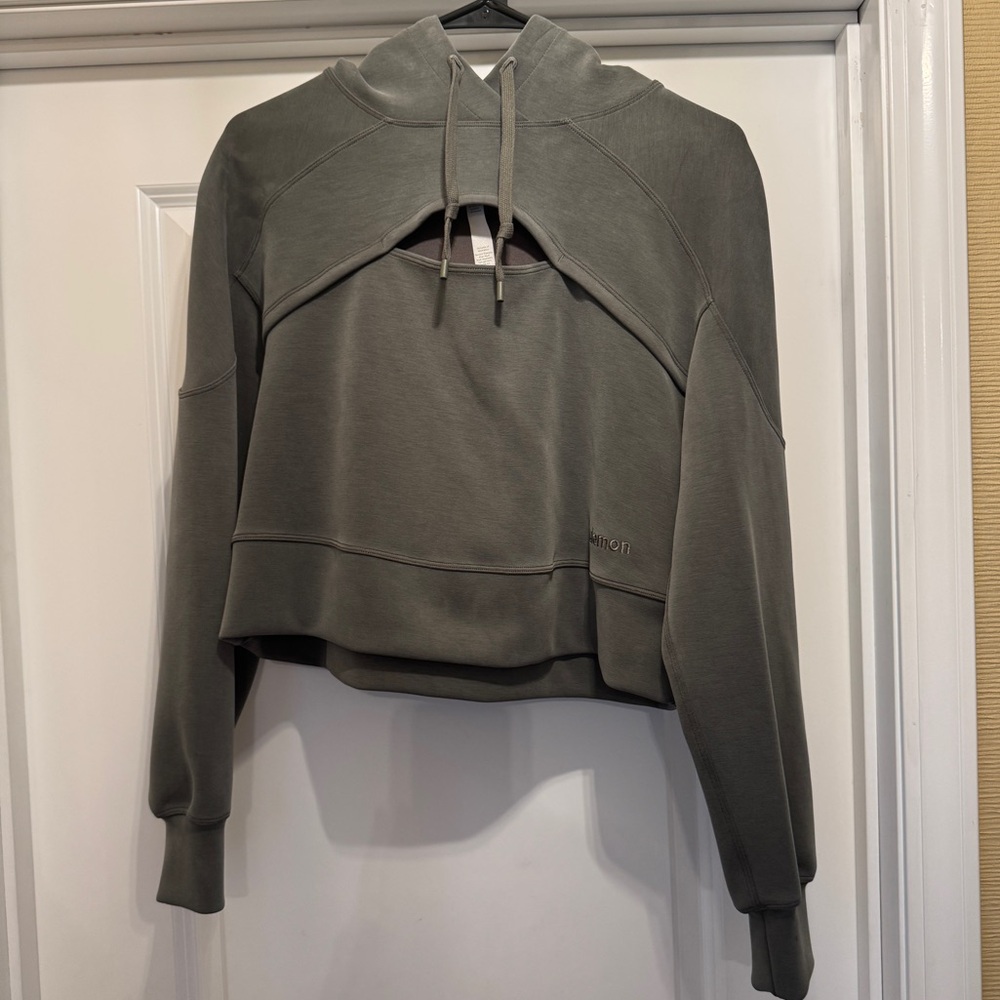 Lululemon Get Centered Cropped Hoodie